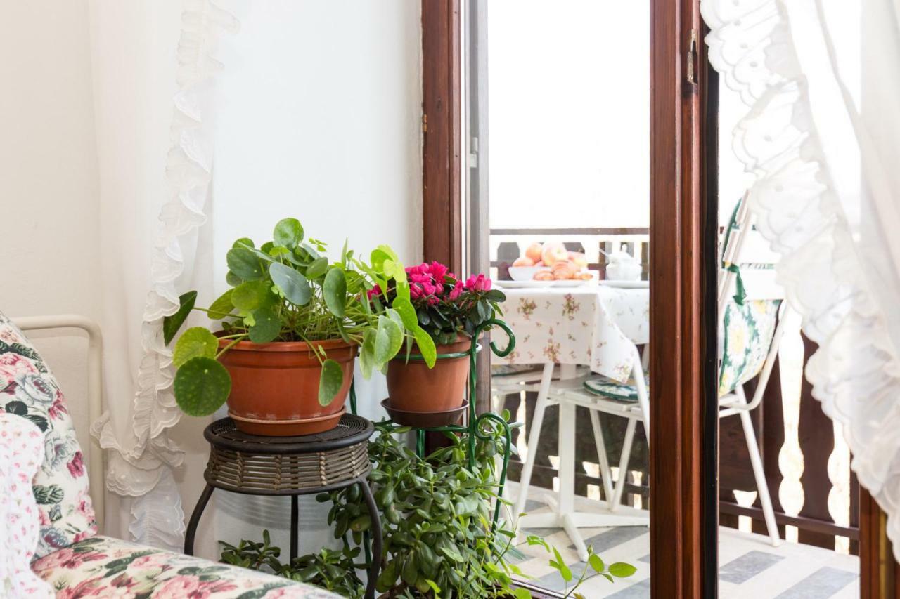 Comfy And Warm Ap With Balcony Surrounded With Beautiful Nature Lovran Dış mekan fotoğraf